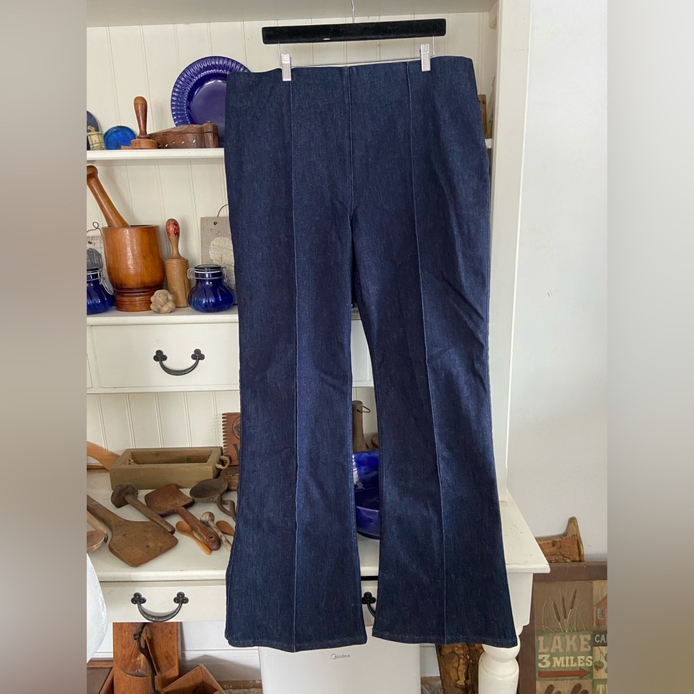 Spanx - Picture 1 of 4